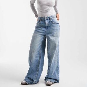 Cotton On - Light Wash Wide Leg High Waisted Baggy Dad Jeans
